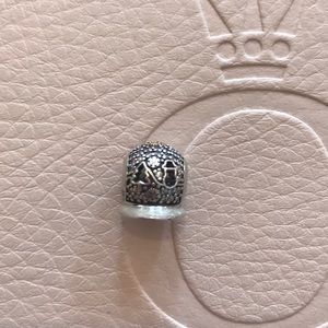 LIMITED EDITION Pandora 2015 Holiday Charm